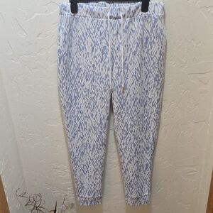 Joseph Ribkoff White and Blue Patterned Joggers